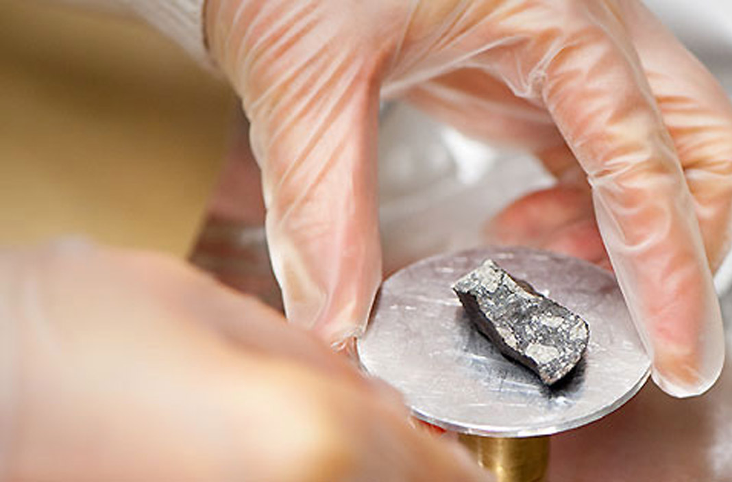 slady thc na meteorycie