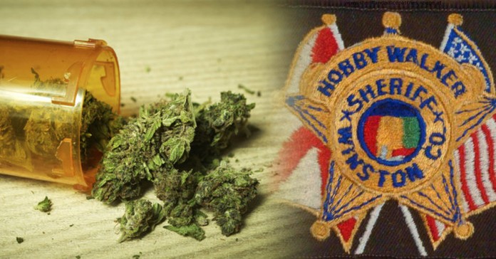 szeryf z Alabamy kradnie marihuanę dla chorej na raka ciotki