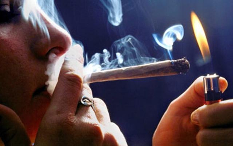 Negatywne Skutki Długotrwałego Palenia Marihuany Cannabis News 3030