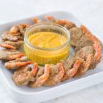 krewetki w cieście z mąki konopnej