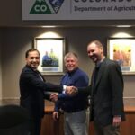 Bialobrzeskie, Tygra, Beniko to trzy odmiany konopi włóknistych, które pomyślnie przeszły proces certyfikacji nasion w amerykańskim Colorado Department of Agriculture. Konopie zarejestrowane zostały przez Instytut Włókien Naturalnych i Roślin Zielarskich w Poznaniu. Dzięki pomyślnemu procesowi certyfikacji będą mogły być uprawiane i sprzedawane za Oceanem.