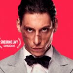 „Zawsze na święta jaraliśmy” - powiedział Eryk Kulm jr. w programie Kuby Wojewódzkiego. Aktor przyznał też, że palenie zioła z mamą wspomina najmilej.